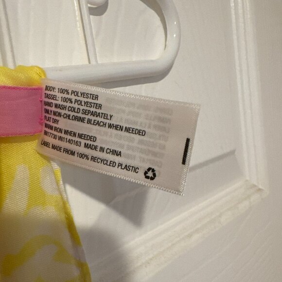 lilly pulitzer for Target Yellow Pineapple wrap scarf - Picture 3 of 4